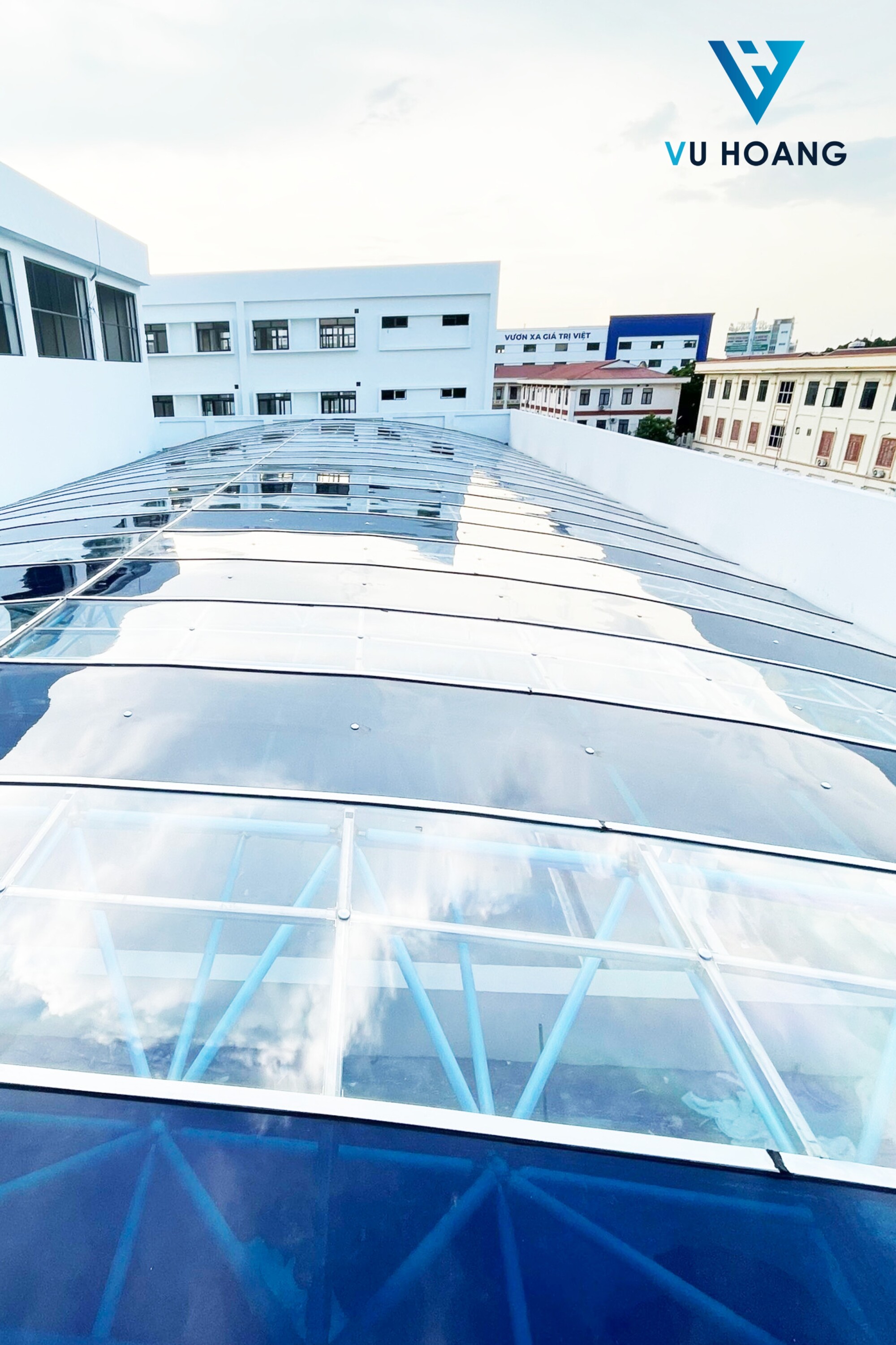 C&ocirc;ng tr&igrave;nh m&aacute;i lợp bể bơi H&agrave; Nam