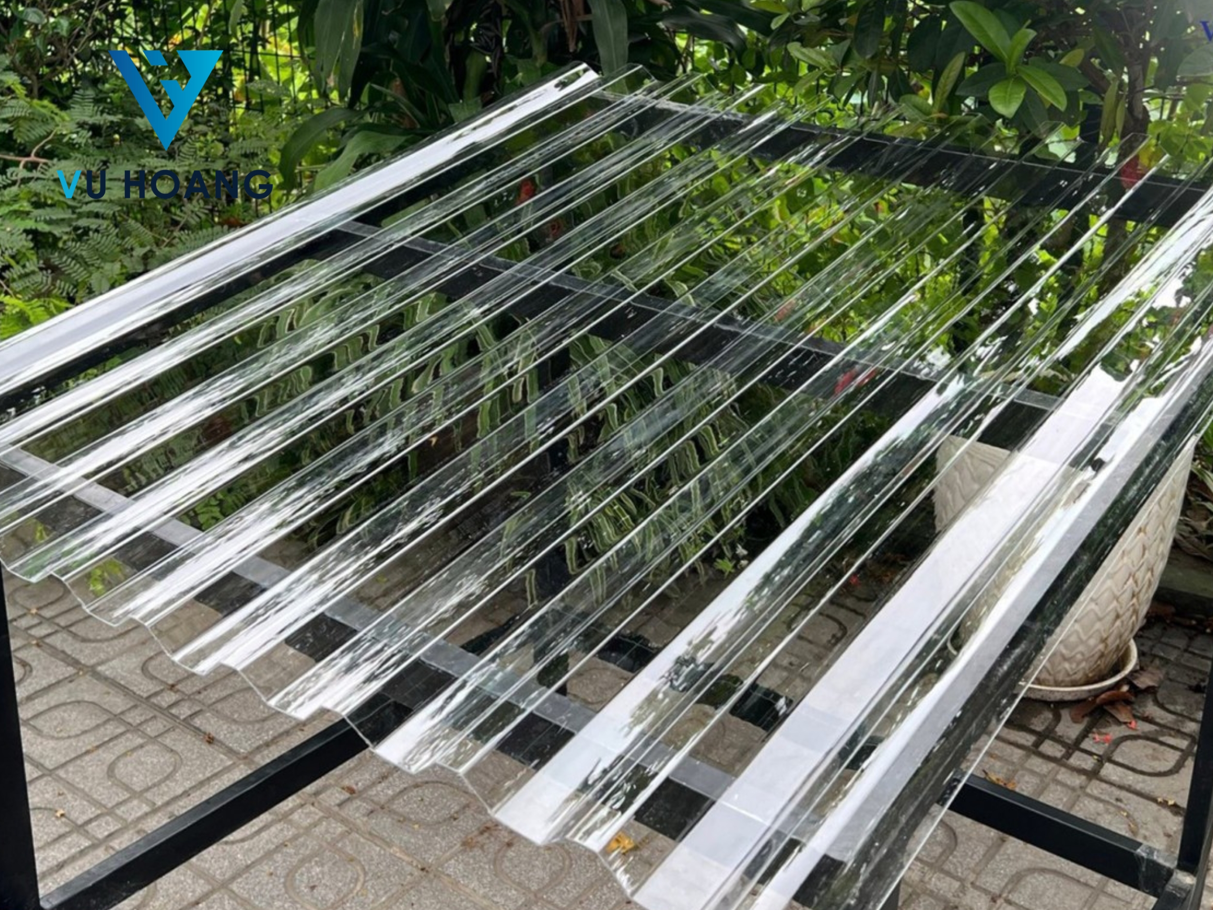 Tấm polycarbonate thông minh dạng sóng